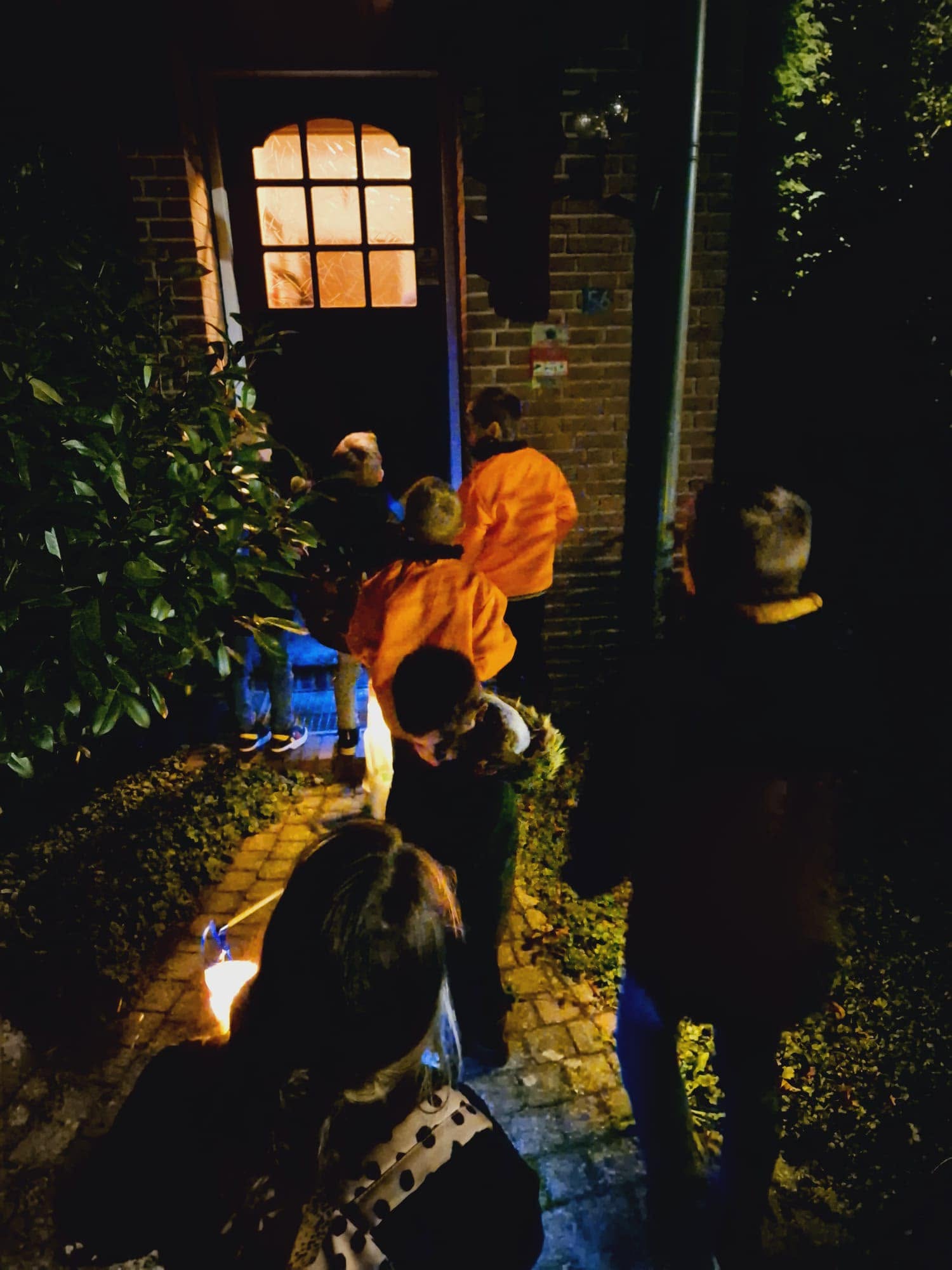 Sintermerte aan de deur